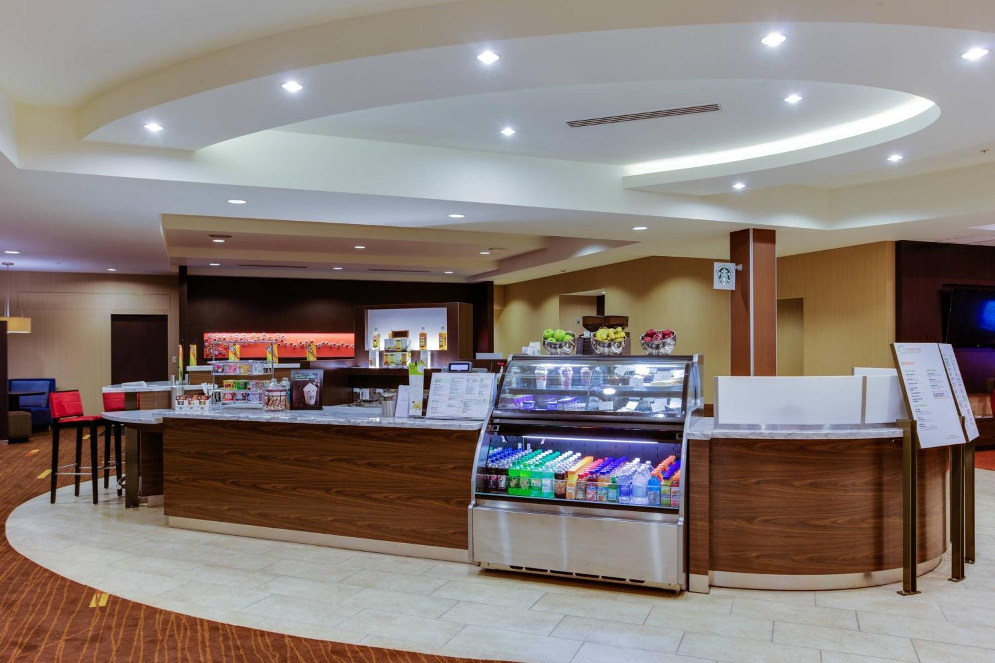Готель Courtyard By Marriott Pittsburgh North/Cranberry Woods Кранберрі-Тауншіп Екстер'єр фото
