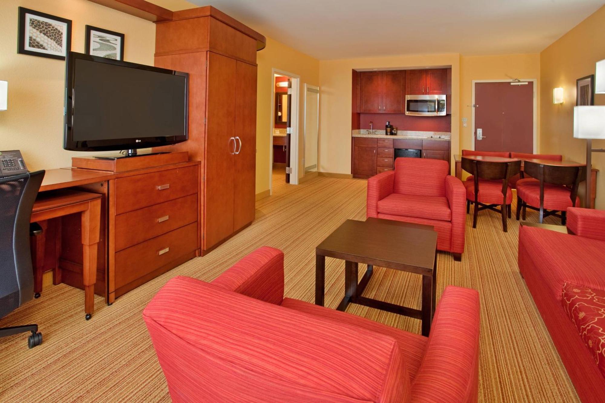 Готель Courtyard By Marriott Pittsburgh North/Cranberry Woods Кранберрі-Тауншіп Екстер'єр фото